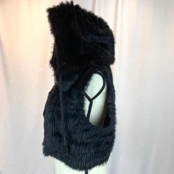 🔥🖤Rabbit Fur Cropped Hoodie Vest🖤🔥 - Picture 3 of 7